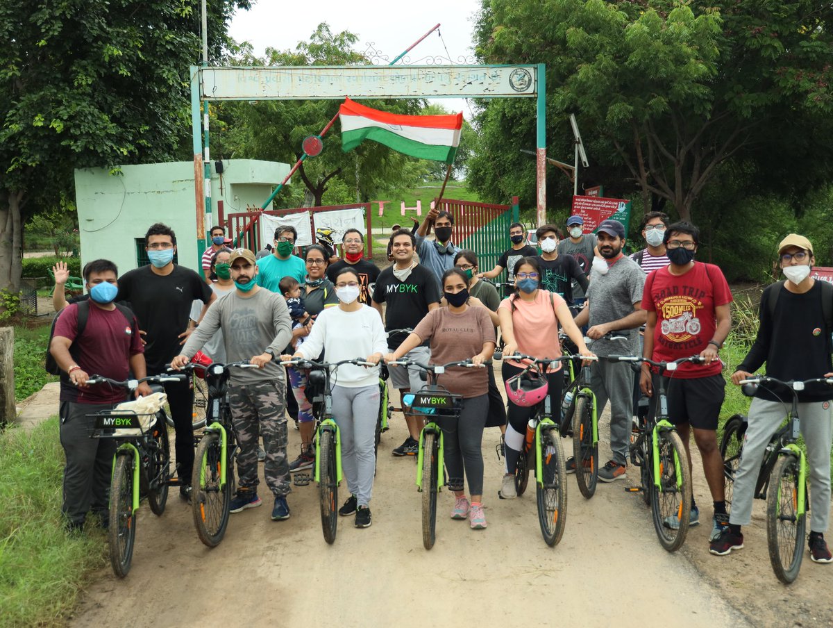 DhruvinMali's tweet photo. Had Amazing experience being part of this event as a Photographer ❤️ @MadhishParikh @AGlobalShapers @kumarmanish9 @MYBYKINDIA @SmartCityAhd @KrunalShah225 @nitinsangwan #Cycleforfreedom #ahmedabadshapers #Cam_Curious_Photography https://t.co/An7jyqwc2v