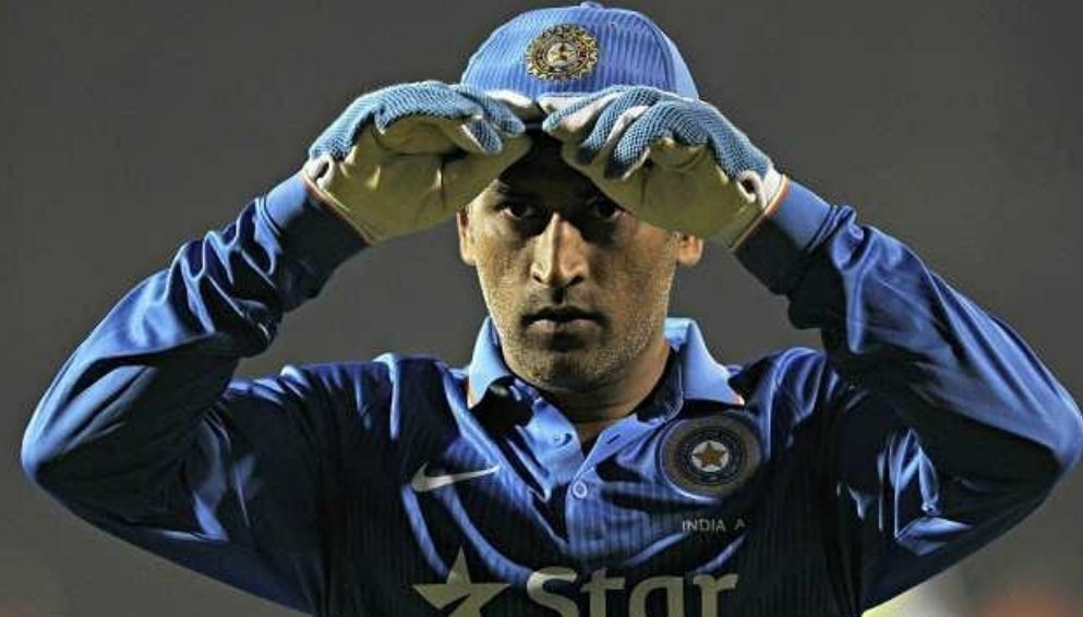 RakshitU's tweet photo. @msdhoni u were the best captain of all tym❤
Captain cool , a player like you comes only ones a good person with very brilliant mind who had taken Indian cricket team to next level🙏🏻🙏🏻
Most shocking news for all of us💔
#MSDhoni #GodOfCricket https://t.co/tT17G5DqSj