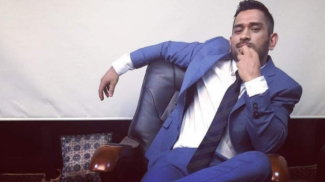random_mishra's tweet photo. Start:A run out
- 148 vs Pakistan
- 183 vs SL
- 2007 T-20 WC
- No.1 Test Ranking
- Those last over finishes
- That 6 at Wankhede
- 2011 ODI WC
- 2013 Champions Trophy
- Those quickfire stumpings
End: A run out
Thanks for everything in between those runouts
#MSDhoni
 #msdian_4ever https://t.co/ezw6Md7bQy