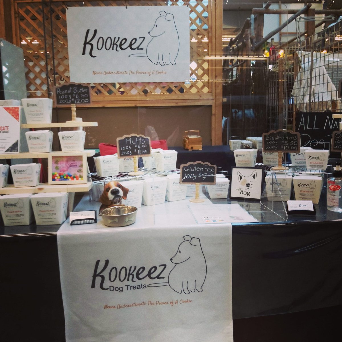 We addres @StrathconaMrkt until 3pm today. Stop by & check out or all natural dog treats.  Your pup will love you for it!❤ #Dog #myosfm #Markets #dogsoftwitter #dogfriendly #Bones #dogtreats #Yeg #yegcc #madeinEdmonton #ShopLocal #Puppies #furbabies
