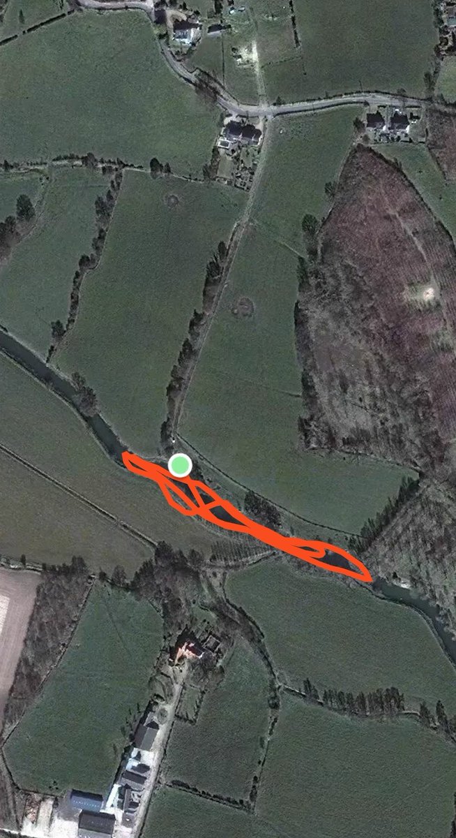 allensl81's tweet photo. Another 1.2k ticked off towards completing #VirtualThamesMarathon The Stour was stunning and getting the boys to dip with me too was awesome #SwimWild #GetOutside https://t.co/QKL8o7IfTE
