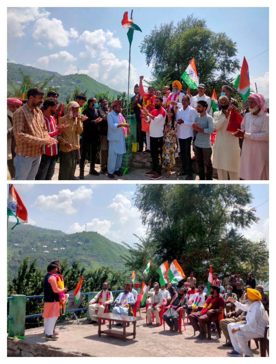 Pardeep_Poonch's tweet photo. I along with Haji Mohd Ashraf #Mandal_Pardhan_Mandi, S. Paramjeet Singh #Gen_Sec, Sh Abhinandan Sudan #Urban_Mandal_Pradhan, Sh Mohd Akbar #President_ST_Morcha and Sh Abdul Hamid #Sr_leader celebrated #Independence_Day and hoisted #Indian_National_Flag at village Saikloo Mandi. https://t.co/2F83dhHRId