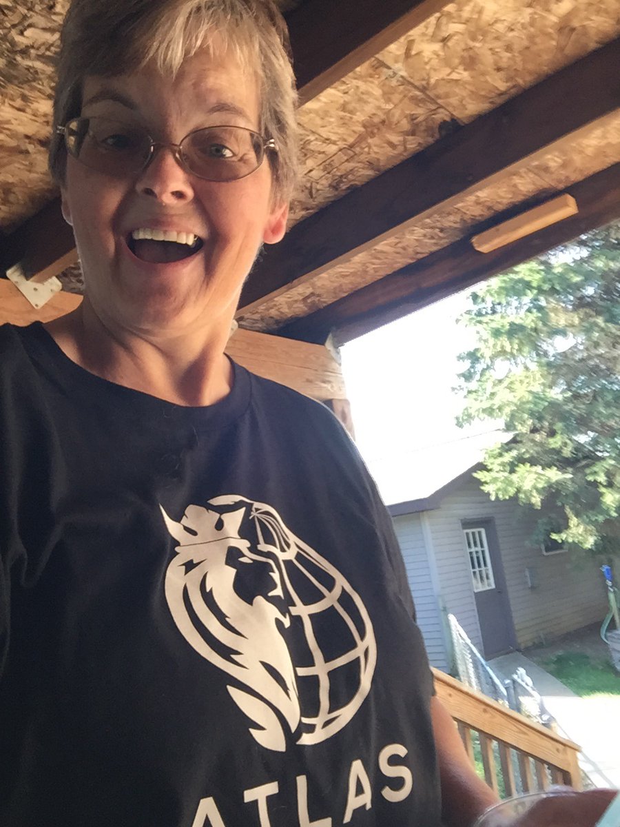 Healthynewlife2's tweet photo. I love it!!! Not only my new shirt &amp; hat, but my new company as well!!!

https://t.co/FqU6Ab0u5m

💥Thanks Paula💥 https://t.co/Btb5FLHqwD
