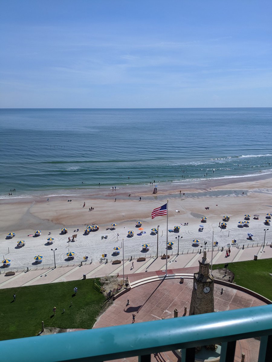 wheeler281's tweet image. Great Room View 🇺🇲 #DaytonaVibes #Daytonaroadcourse Week