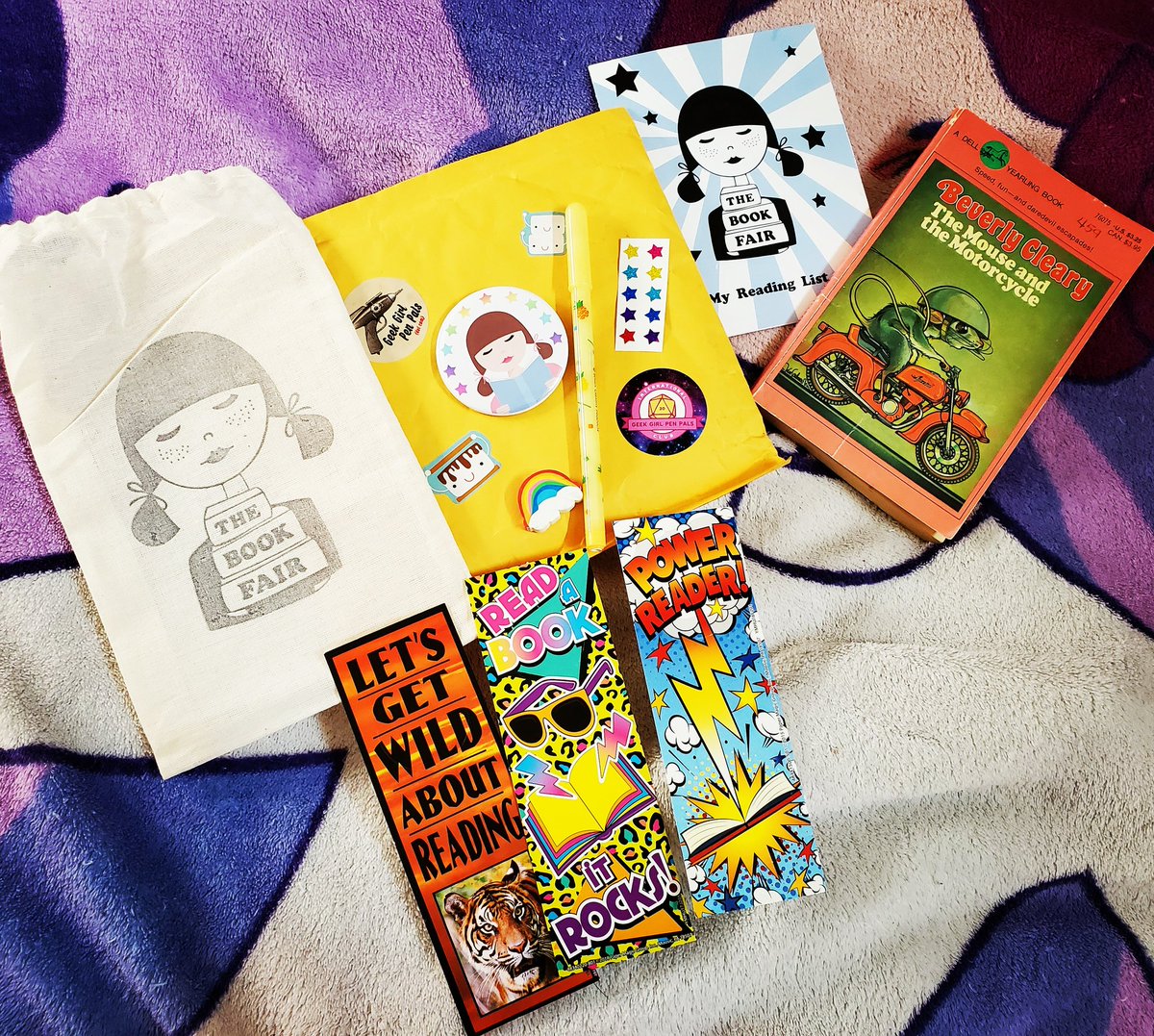 Kemeah520's tweet photo. #mailcall 
My prize from the #iggppcamp Book Fair Giveaway arrived!
OMG I can't wait to read #themouseandthemotorcycle with the minime!!!
#snailmail #happymail #snailmailsaturday #iggppc #troopslayer #houseorgana #housematilda @IGGPPCamp https://t.co/GMLNGk4eL6