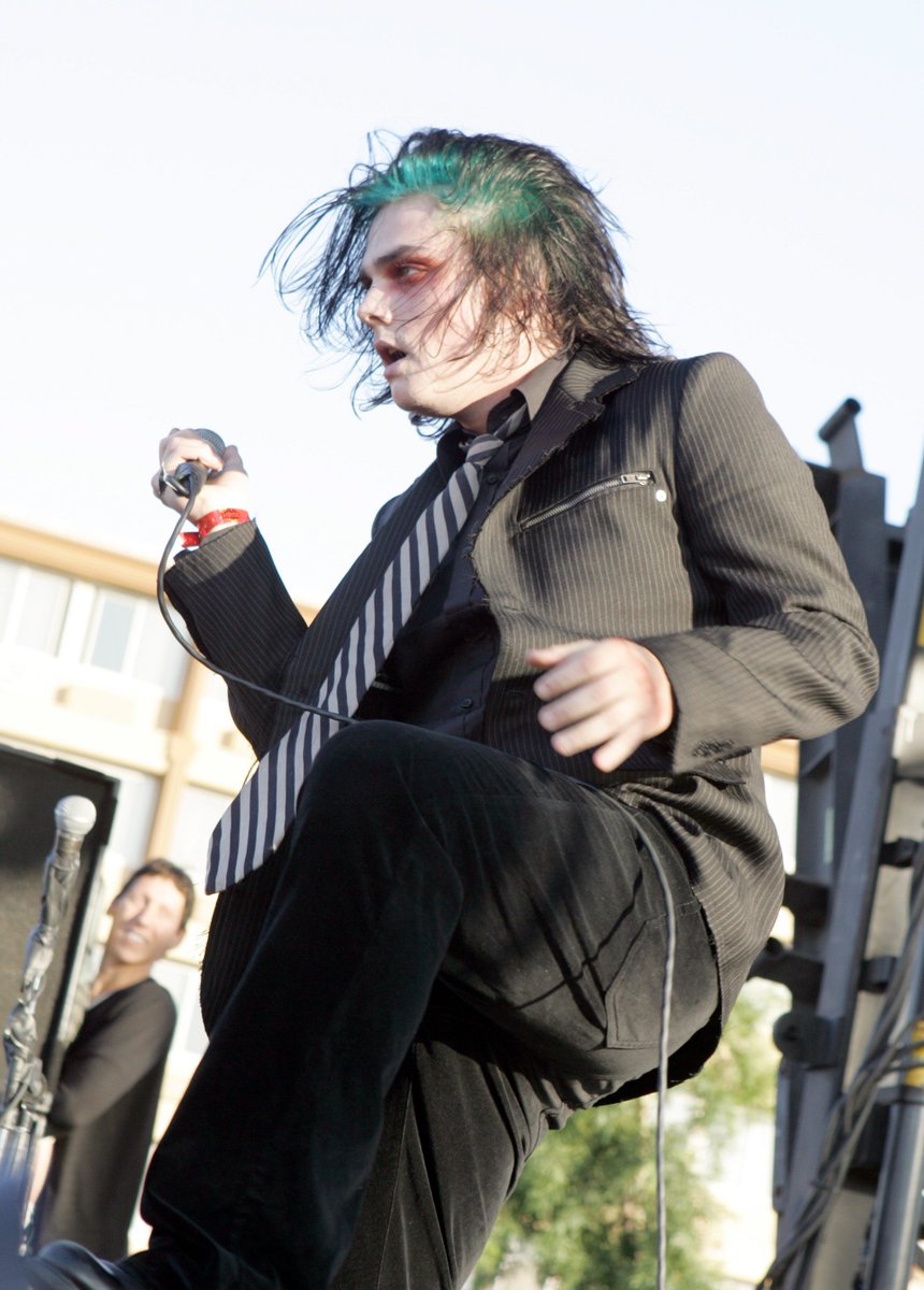 teal roots gerard: a surprisingly long thread