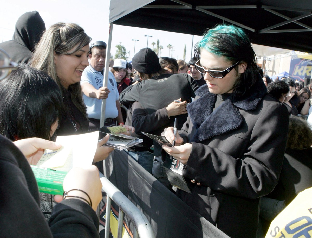 teal roots gerard: a surprisingly long thread