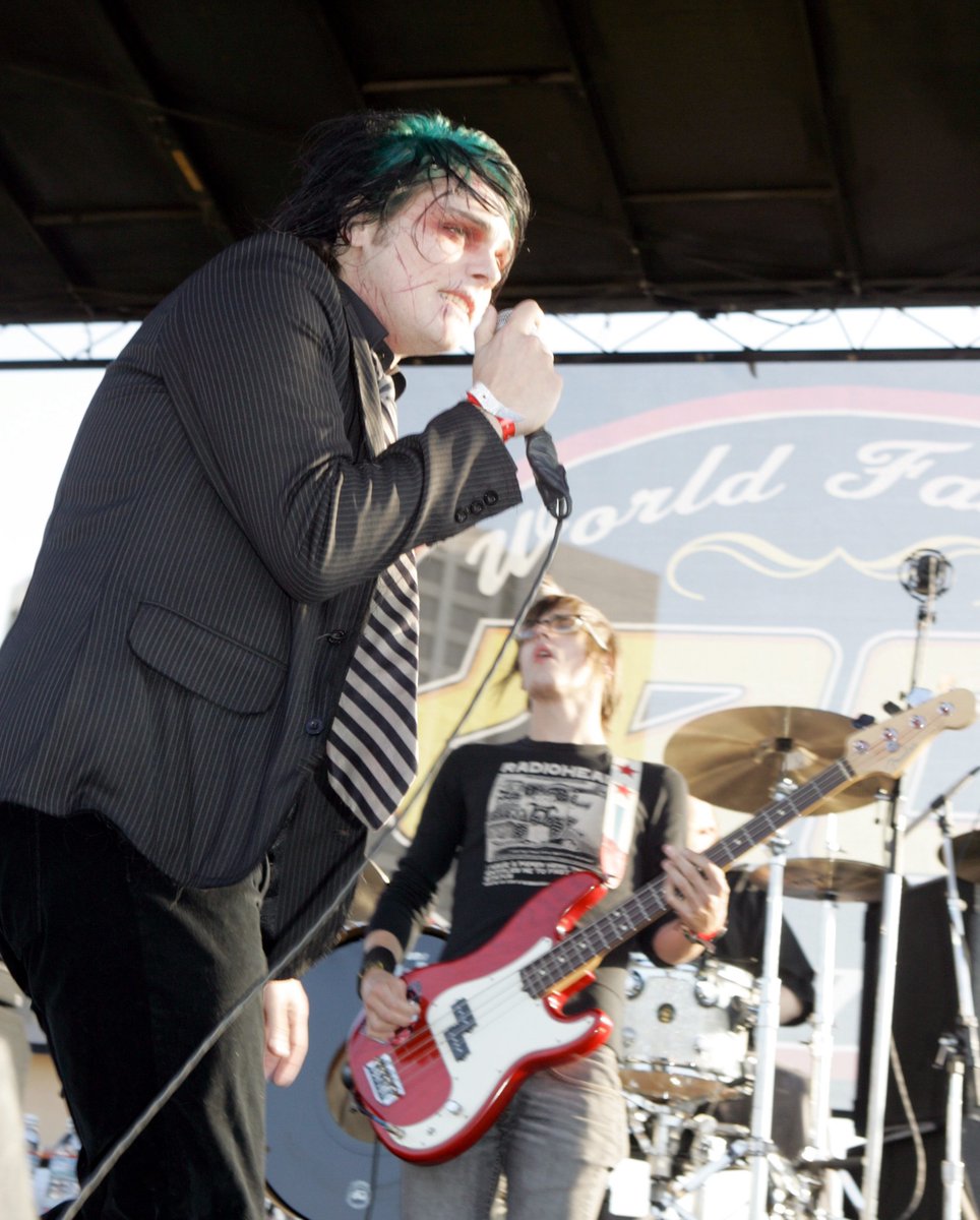 teal roots gerard: a surprisingly long thread