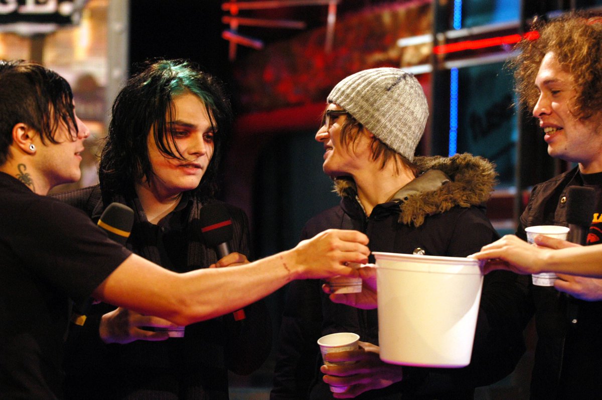 teal roots gerard: a surprisingly long thread