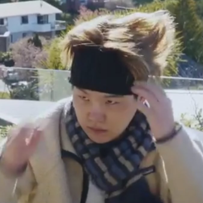 yoongi as every donut in the bg of the dynamite teaser photo — a thread