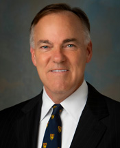 This is John Barger, member of the  #USPS Board of GovernorsWith an ALL-male leadership team, he runs Northern Cross Partners. He's a former Eagle Scout.He MUST hold Louis DeJoy accountable for major changes disrupting mail delivery amid a pandemic. https://www.northerncrosspartners.com/copy-of-assignments-new-1