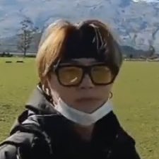 yoongi as every donut in the bg of the dynamite teaser photo — a thread