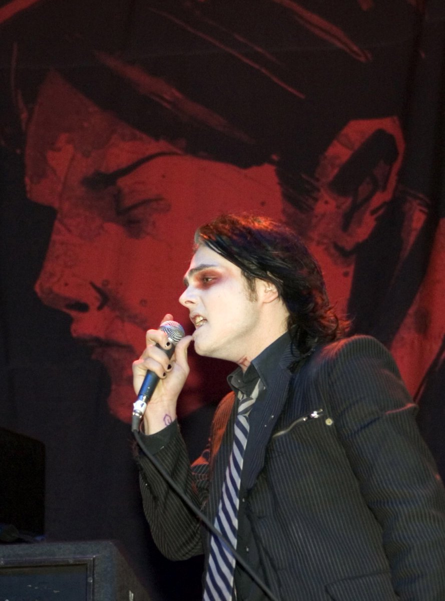 teal roots gerard: a surprisingly long thread