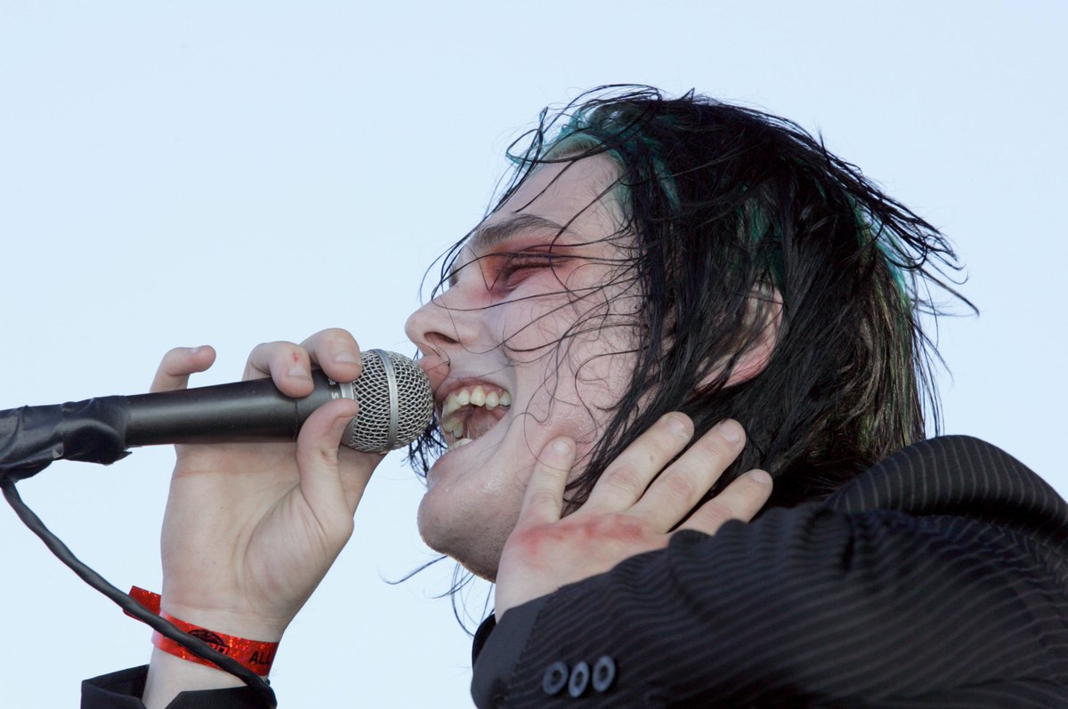 teal roots gerard: a surprisingly long thread