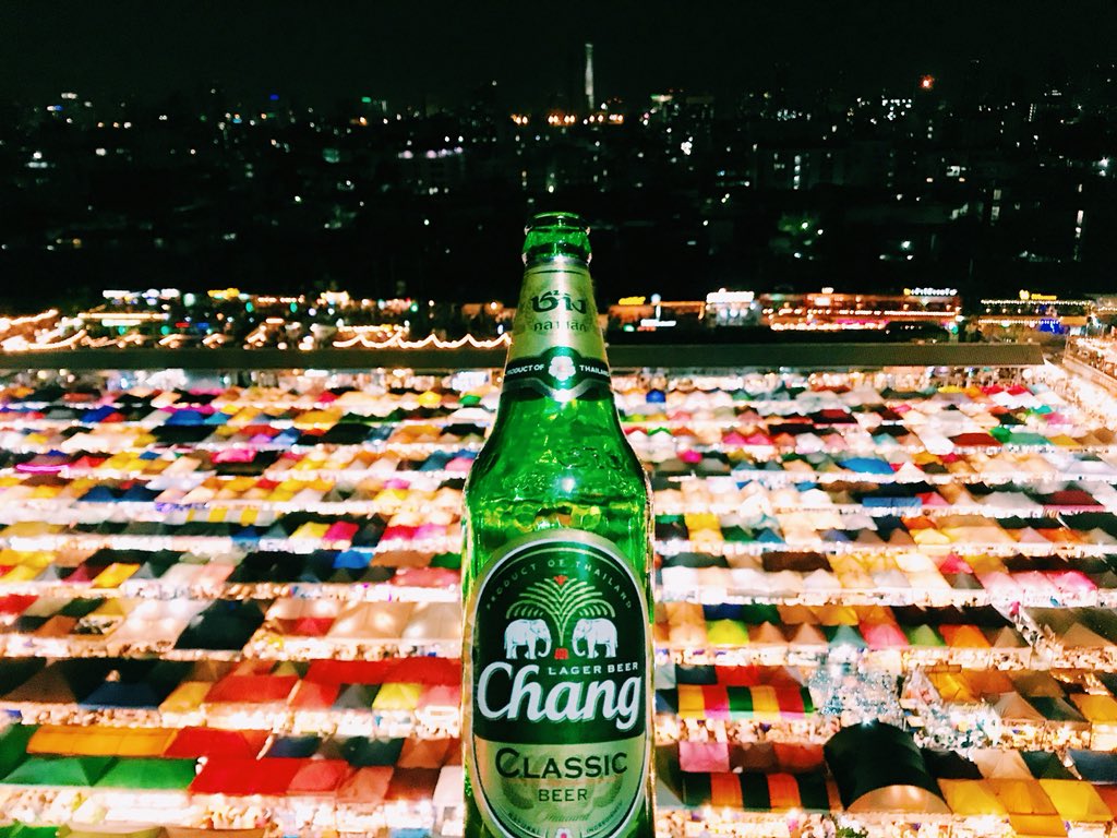 KohNomad's tweet photo. タイ首都バンコクで半年暮らして良かったこと

・月5万でプールジムサウナ付タワマン
・アプリでなんでも届く
・外食100円〜
・マッサージ800円
・日帰りで離島に行ける
・日帰りで日本にも行ける
・カフェが超おしゃれ
・居酒屋天国
・ナイトマーケットが愛おしい

旅してハマったら一度住むべき😍 https://t.co/4cfGa0eLM8