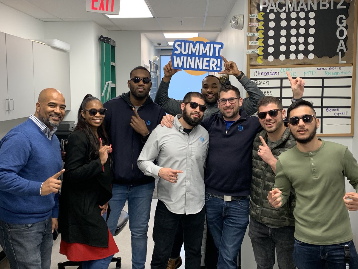 JawadHamid13's tweet photo. Over 2 Years with this Amazing company &amp; Sad to say this chapter of my life has now ended,from learning from the best to being able to be a Summit Winner.This company has taught me so much, as well as my peers.Fair Oaks you will always be my home &amp; now this next chapter continues https://t.co/0lCcRIeesG