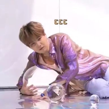 yoongi as every donut in the bg of the dynamite teaser photo — a thread