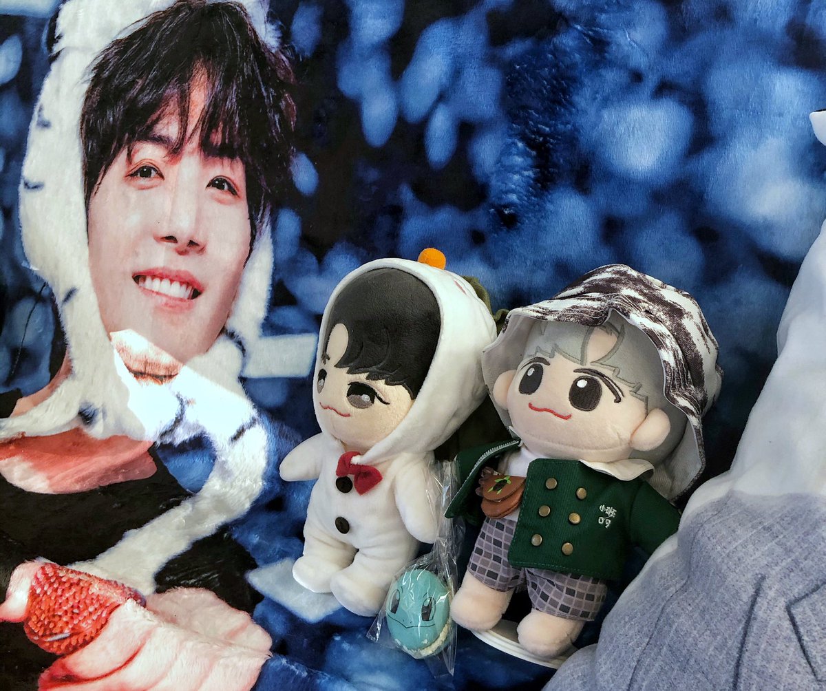 nauveesrt's tweet photo. Thank you @primrosesg for hosting #PRISM_JR_DAY today! ✨It’s never to late to celebrate our leader’s birthday and with the great company of LOVEs 💕

Thank you for the awesome set-up! (Photos doing no justice at all...) https://t.co/VGjC6XvVb0