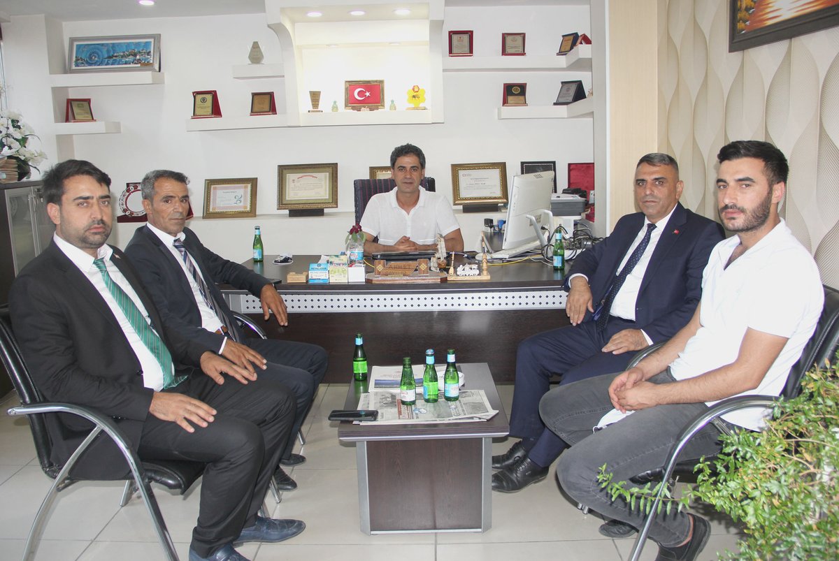gencinsesi1's tweet photo. MHP’nin yeni başkanı Açıkbaş oldu 

Milliyetçi Hareket Partisi(MHP) Genç İlçe Başkanı Abdulbaki Açıkbaş oldu. https://t.co/SlUghFlFFv https://t.co/Yovbp6fJ1F