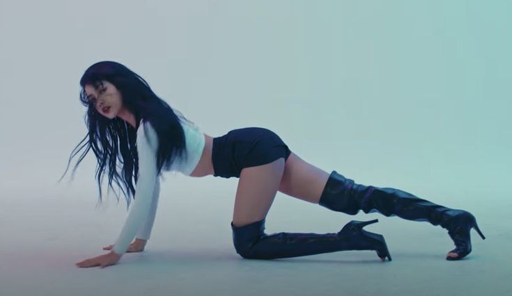 kenalin gua naira as lisa
baik kok gua

mutualan? rt or like
fambest? ketok aja dm nya ntar dibuka

#openfollow #roleplayerindonesia #roleplayerkpop #roleplayer