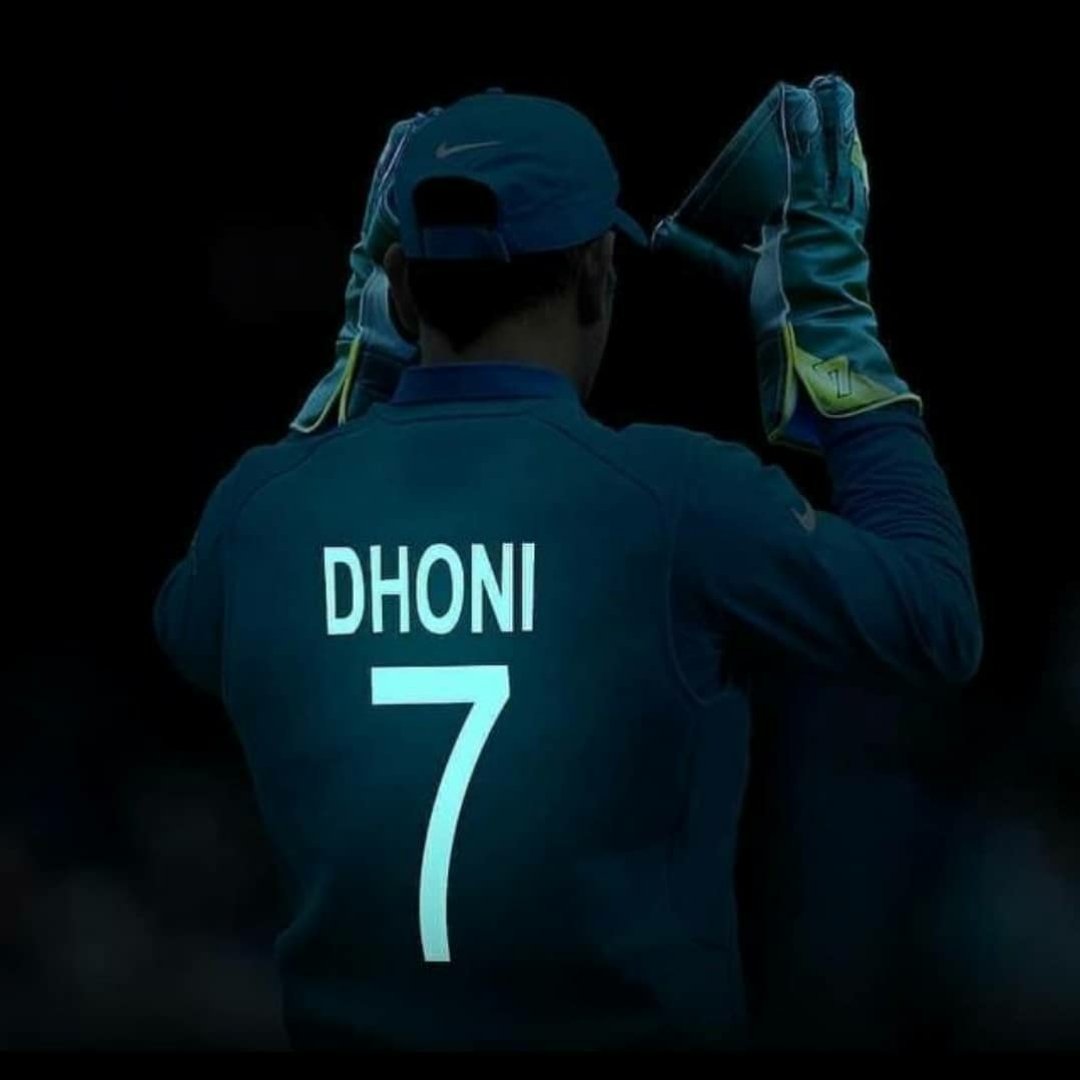 sopumitra's tweet photo. End of an Era ♥️🇮🇳♥️
#Dhoni https://t.co/Ryvur8ezH0
