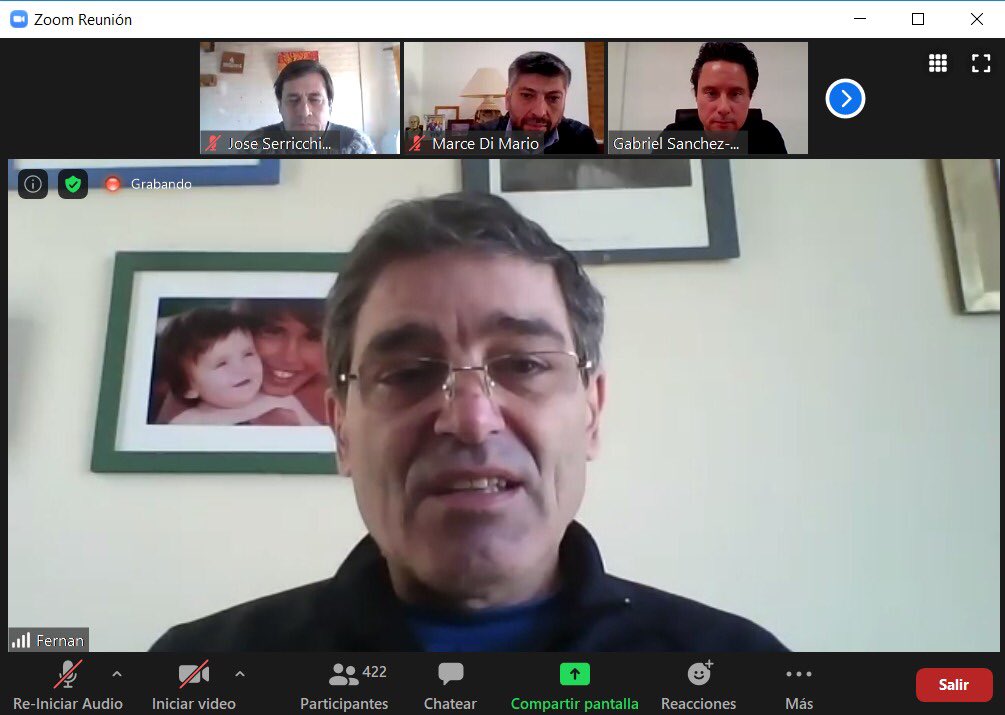 gzinny's tweet photo. Gracias @FernanQuirosBA por compartir con tanta claridad tu visión sobre la actualidad sanitaria y la gestión en Salud. Gran encuentro con más de 400 personas y con expositores que hablaron de la realidad educativa de la Provincia y el país. https://t.co/gJNNtJjWM9