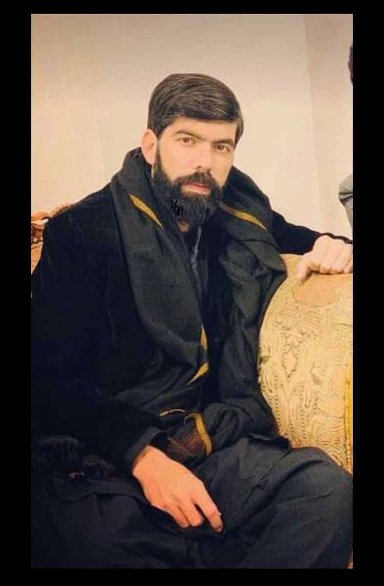 araza9399's tweet photo. میرا دوست کاشف حسین کو نامعلوم وجوہات پر ساتھیوں سمیت اغواء کیا گیا ہے. کاشف حسین شہید میجر گلفام حسین کے چھوٹے بھائی اور پاراچنار اسٹوڈینس کے روح رواں ہیں, وہ ہمیشہ طلباء کے مسائل حل کرانے اور مملکت خداداد پاکستان کی تعمیر و ترقی کیلئے کوشان رہتے ہیں.
#RecoverKashifHussain https://t.co/7Me0MWUExu