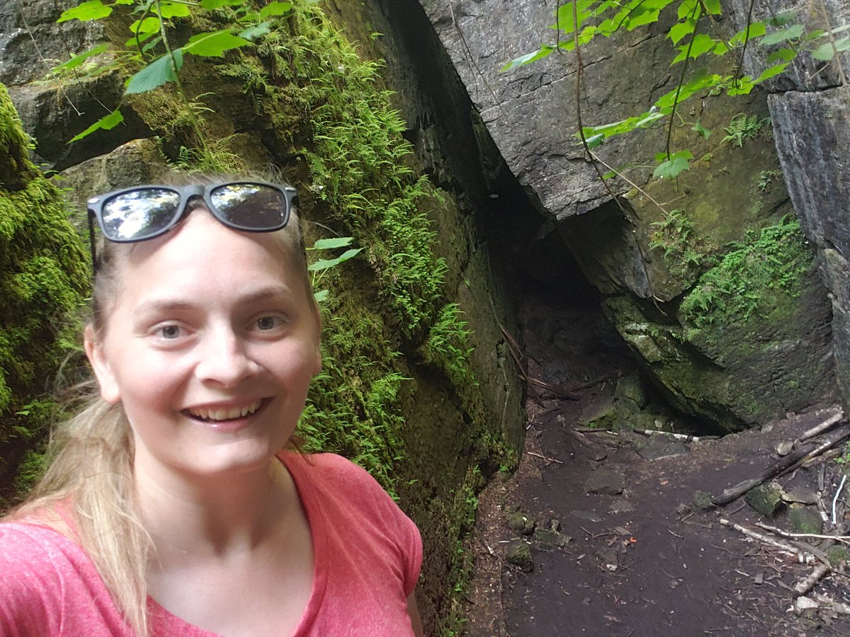 AgilitywAmanda's tweet photo. I love adventures 😁❤
#adventures #adventure #adventuretime #exploring #exploringnature #exploringcanada #exploringontario https://t.co/Gn8aZWPYYm