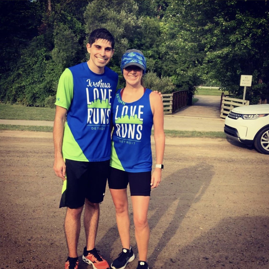 LoveRunsDetroit's tweet photo. Check out all these smiles on long run Saturday! 🤳 
•
#LoveRuns #Runfie #FreedomRunners #FreedomWalkers #EndHumanTrafficking #DoingSomething 💙💚 https://t.co/eJJLX4mhBe
