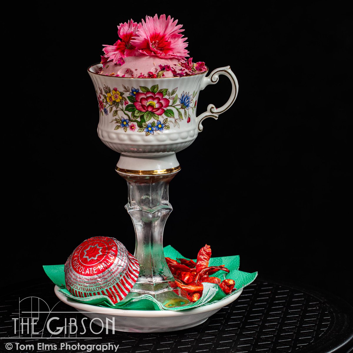 TheGibsonBar's tweet photo. THE CLOUD TEMPLE
@elephantgin, @ceylonarrack with Single Estate Darjeeling Tea, Gooseberry Chutney, Coconut Whey, Kashmiri Chilly Seasoned, Coconut Vinegar, Rose and Orange, Flower Water, Persian Lemon.
.
.
.
.
.
.
.
.
.
.
#thegibsonbar #newmenu #menu2020 #cocktailtime https://t.co/9AaqRmEyt2