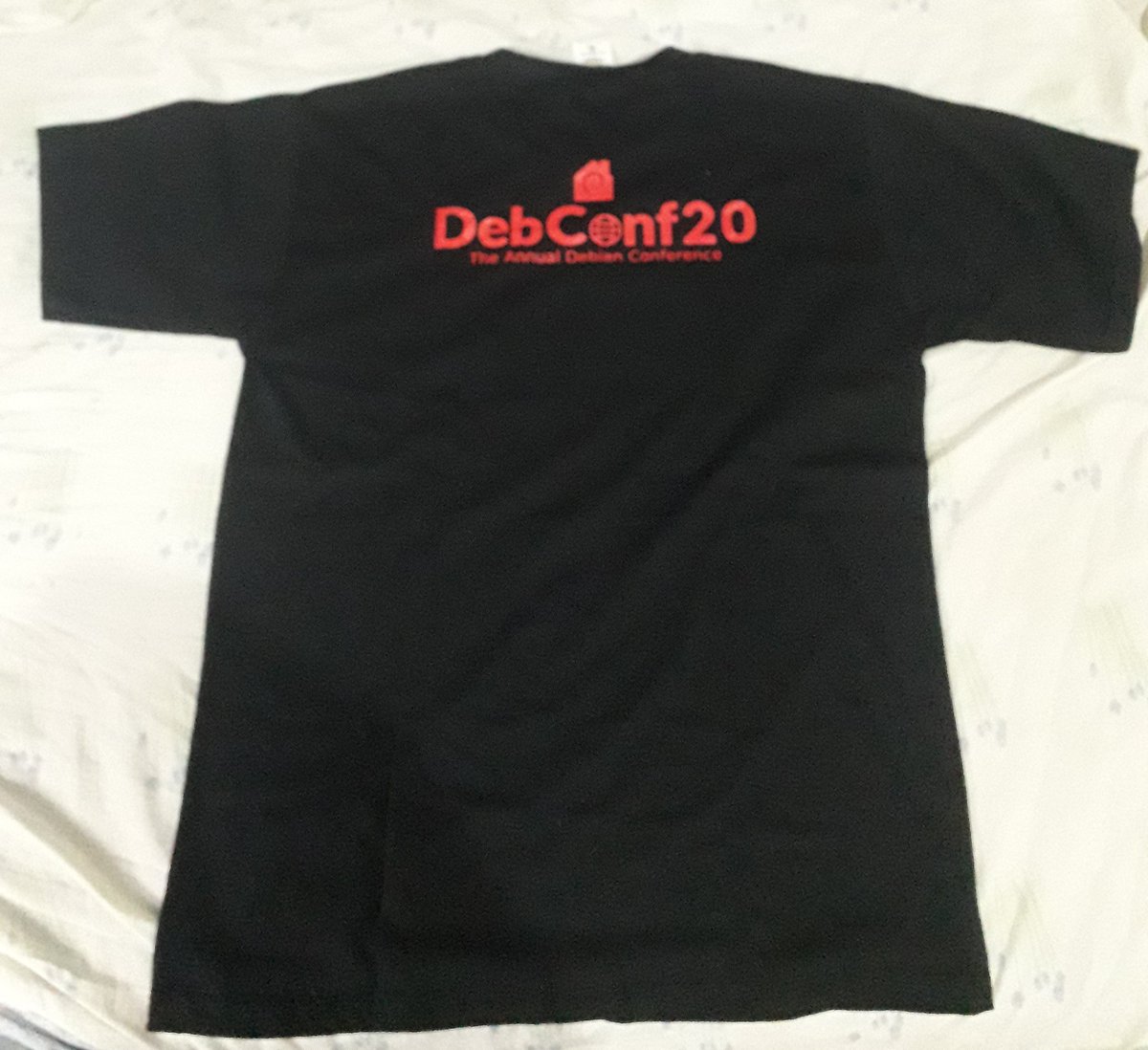 elMor3no_'s tweet photo. Now I'm ready for #debconf 

@debian @debian_es @DebConf 
#debconf20 #debcamp #debianday https://t.co/JZcSQTKJ3u