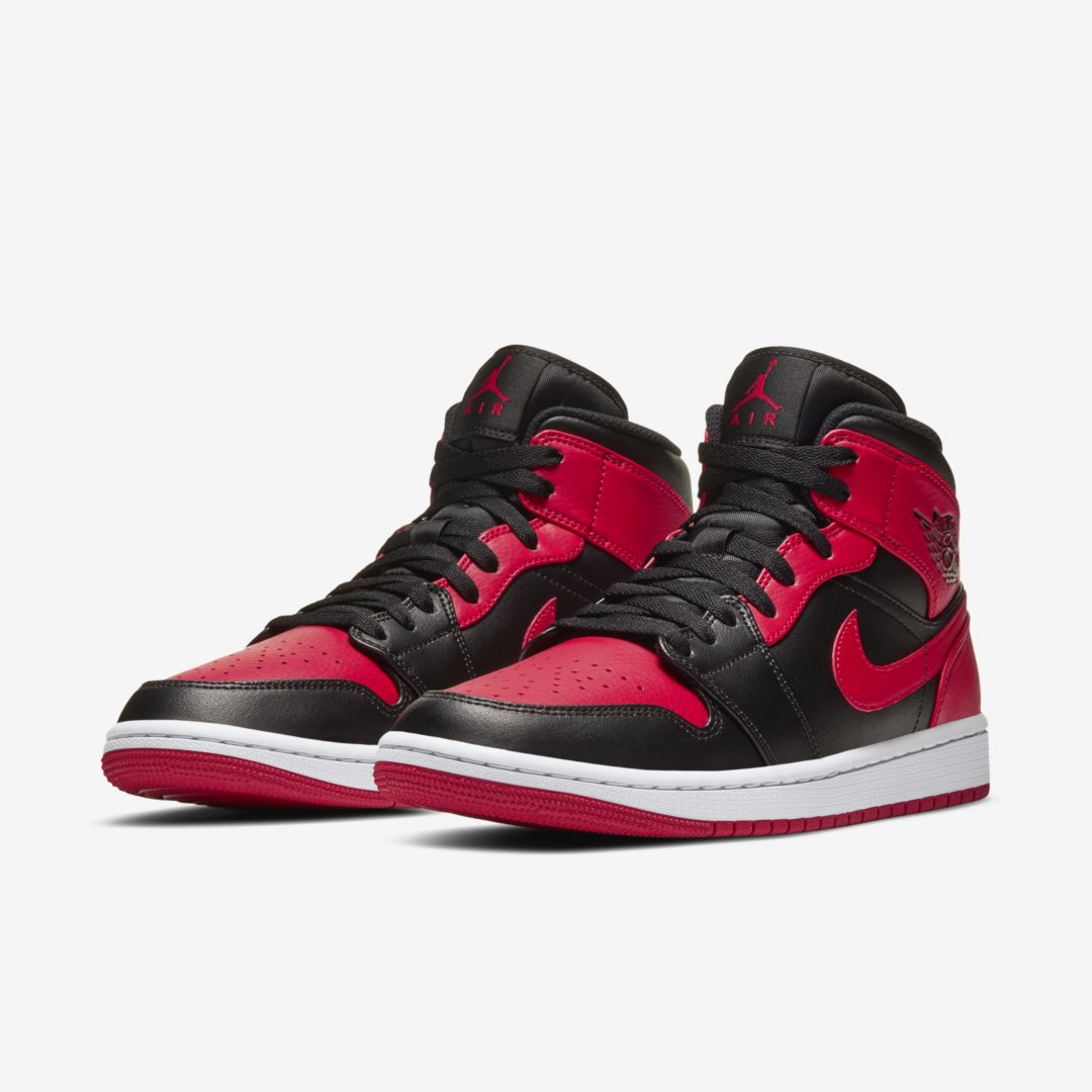 J23app's tweet image. Coming Soon: Jordan 1 Mid "Black/Red"