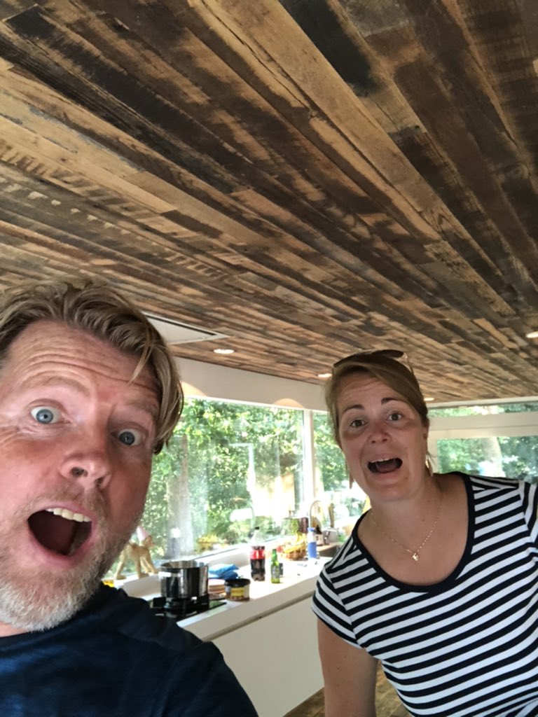 guidoz's tweet photo. Groetjes aan @Nathalie_online #Testing1-2-1-2 https://t.co/JoA3ZqbvG1