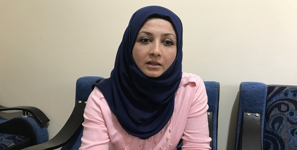 Here are two interviews with Amel Dada from before she served in the AANES Executive Council. She is a member of the Turkmen community in Manbij, and lived there under the regime, the FSA, and ISIS before its liberation.  https://anfenglishmobile.com/features/emel-dede-we-put-manbij-back-on-its-feet-27982 https://anfenglishmobile.com/features/manbij-political-council-member-we-re-already-free-don-t-need-turkey-18889