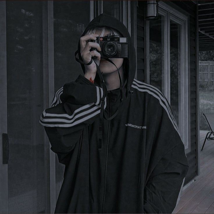 hai bro , gw nathaniel panggil ae nathan / niel . newbie rp twitter , yang baek boleh lah ajarin prikitiw 😌 .

mutualan?rt meng .
fambest / bestie ?dm terbuka untuk mu .

#roleplayer #roleplayerkpop #roleplay #rpwindonesia #rpkpop #mutualan #roleplayaccount #roleplayerworld