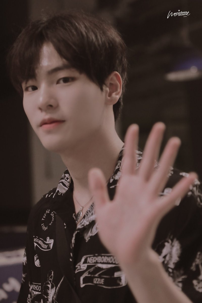 ymm_mingming05's tweet photo. ขายเมนค่า ชื่อเหยาหมิงหมิง 
🎂05/01/1997 #Yaomingming  #unine
Weibo : UNINE_姚明明 
ig : ____ymm 
เคยเป็นเด็กฝึกที่เกาหลี 6 ปี เคยเทรนกับเซบ เคยเข้าเรียนกับค่ายfnc และเข้าร่วมรายการ Mixnine ที่เกาได้ที่10 ต่อมาก็อยู่กับblk ไม่นานก็ออกและได้เซ็นสัญญากับค่ายจีนกับน้องyechen   ⬇️⬇️ https://t.co/2JdhDIgJYB