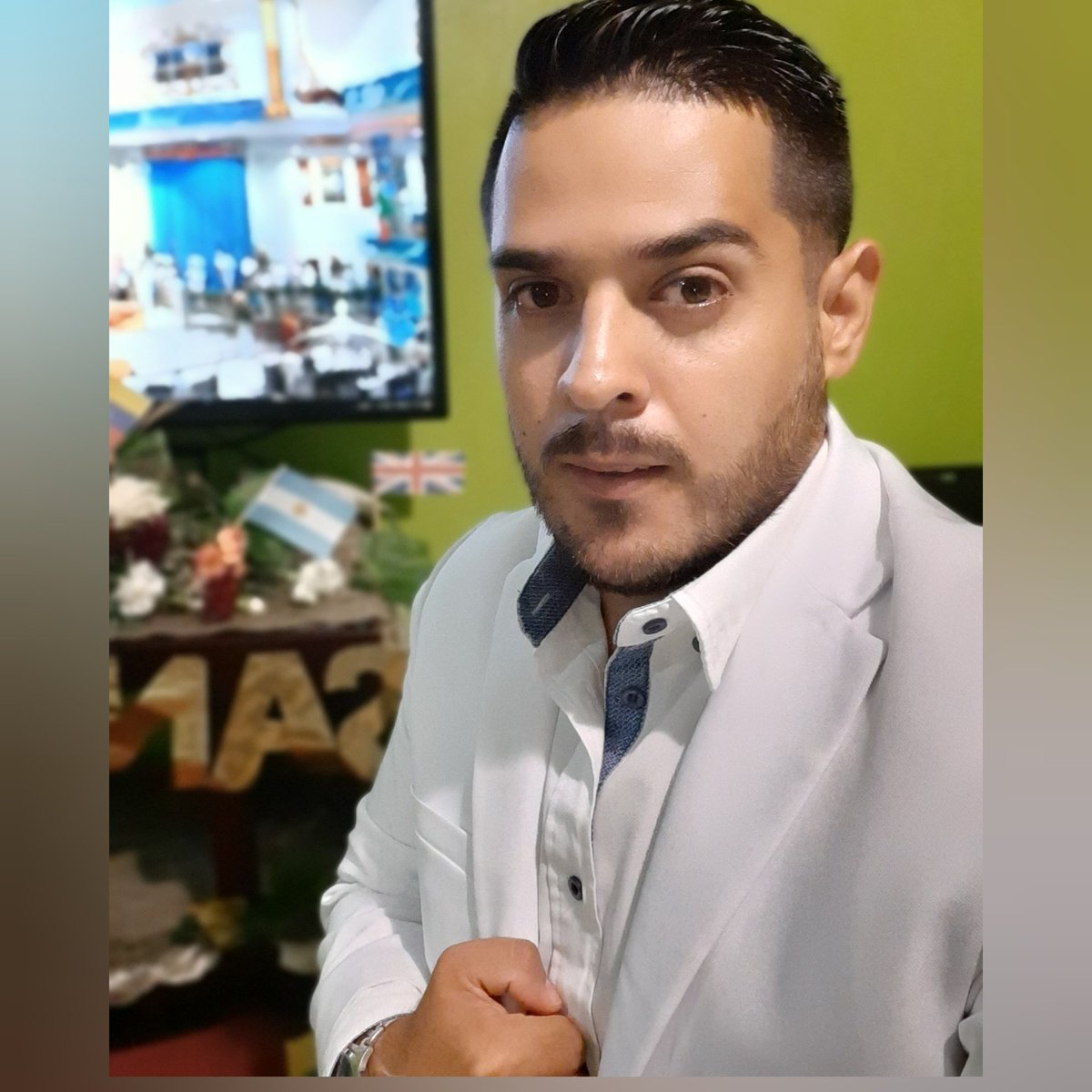 Jazabi7's tweet photo. #NuevaFotoDePerfil
#ElAmorNosUne
#SantaCena2020 https://t.co/bt925pNIno