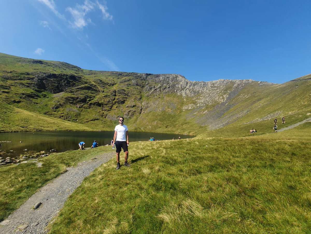 CTizzle27's tweet image. What a way to hit 50 Wainwrights, with one of the best walks we’ve done in Lakeland. Can’t recommend Blencathra highly enough. 3 ✅ off in total taking us to 51/214. #wainwrightamonth