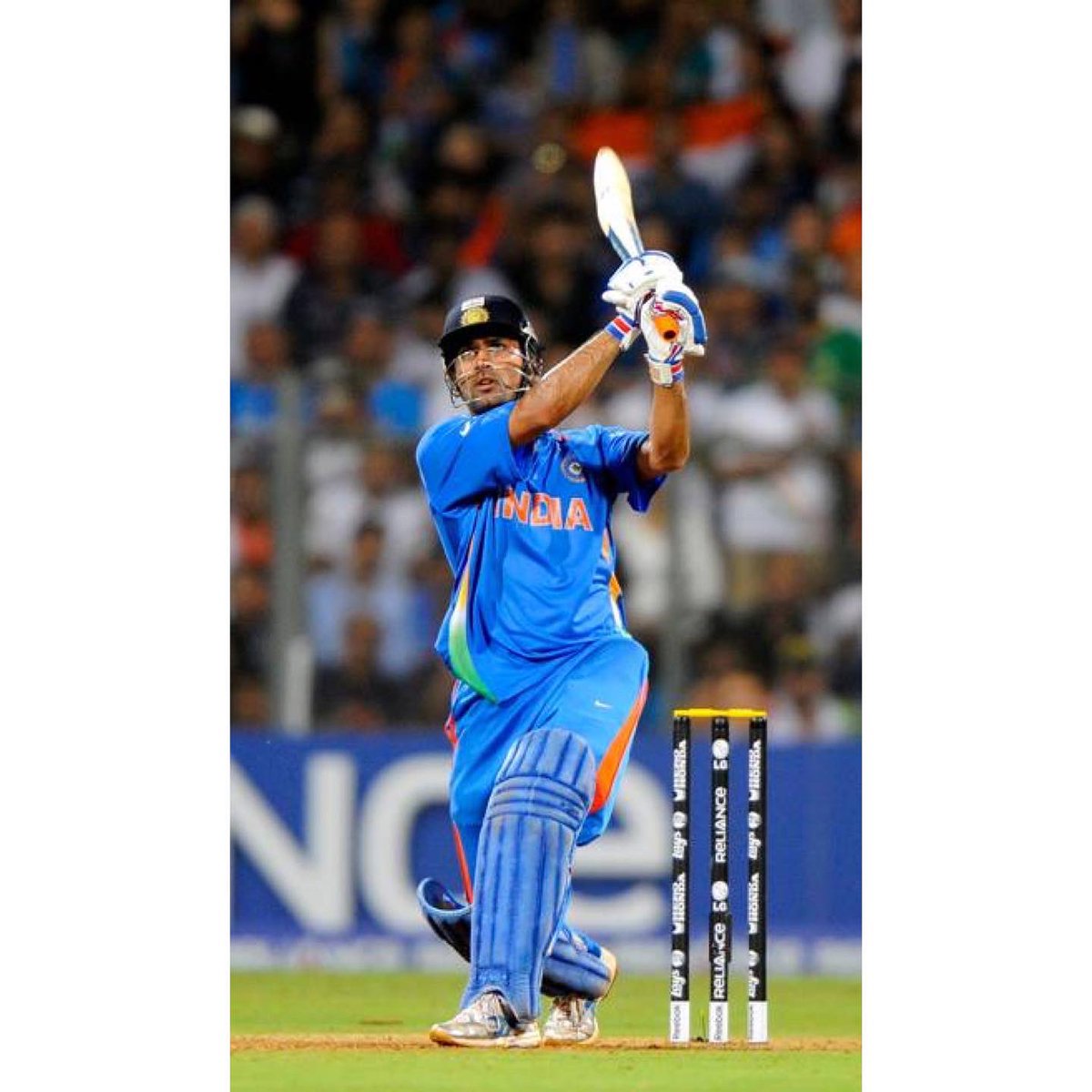 Parth7Official's tweet photo. Watching the sport will never be the same again!
Thank you for everything, Legend!❤️🥺
.
@msdhoni 
.
.
.
#indiancricketteam #msdhoni #emotional #goodbye #cricket #bleedblue https://t.co/YuPzVLYAYk