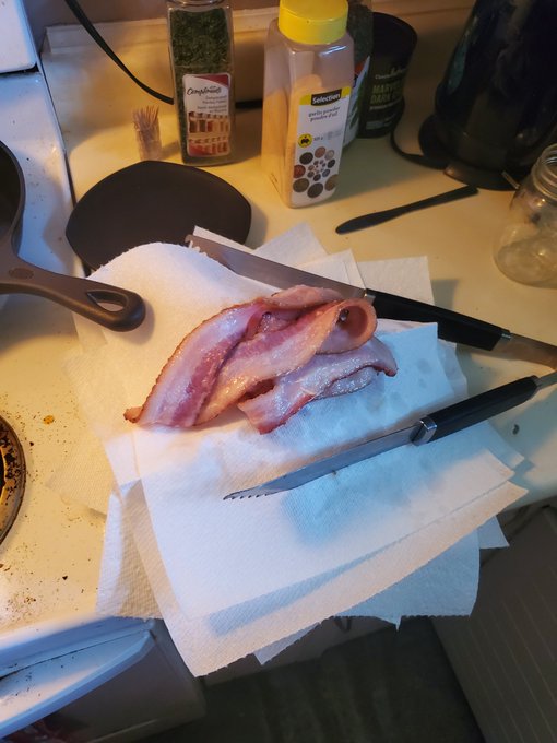 7 batch of bacon prepped https://t.co/2n2PTd5774<a href="/tag/thebeardstruggle"class="tags"><span>#thebeardstruggle</span></a>