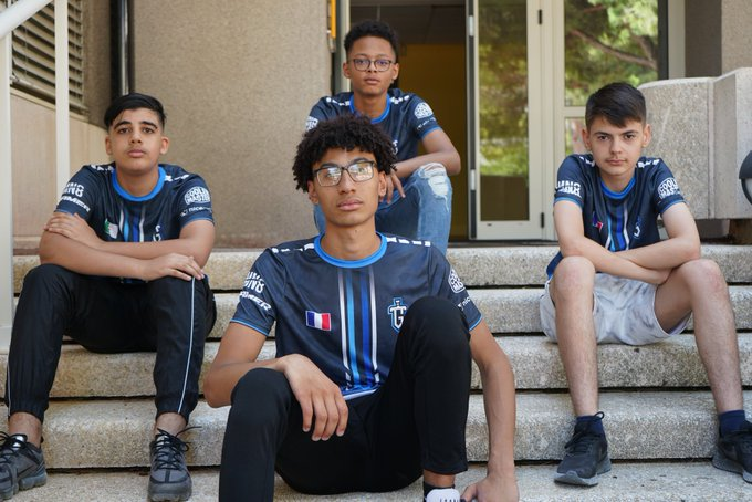 ActuBF_'s tweet photo. ⚔️ Et c'est parti, la finale du #Grind4Win c'est maintenant !
@AvenzzFNBR est sorti favori des sondages, saura-il concrétiser les chiffres ?
Retrouvez au cast @G4B_Kiroko et @Napo_ROG sur la chaîne twitch de la @Glory4Builds : https://t.co/bQJgMf6ulc
📸 Source @Glory4Builds. https://t.co/O8RY0PUZWP