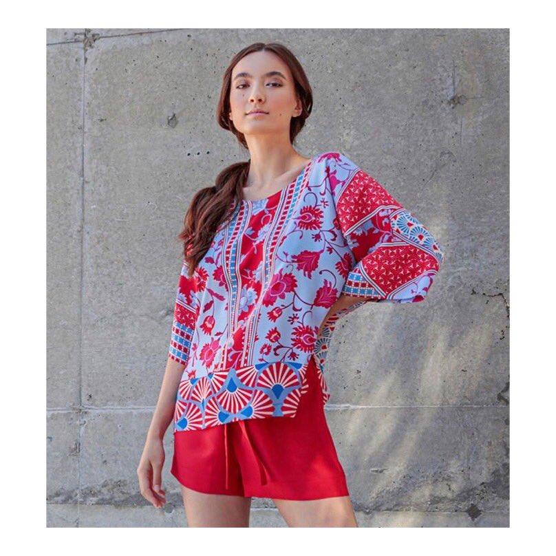 Only one silk Origami PJ left!! It’s the perfect lounge piece...dress it up, dress it down. Wear it in, wear it out! 
#topdrawerlingerietx #christinelingerie #luxuryloungwear #silkpjs #shophouston #shoplocal #shopsmall #uptownpark || size small, shop online or in store!