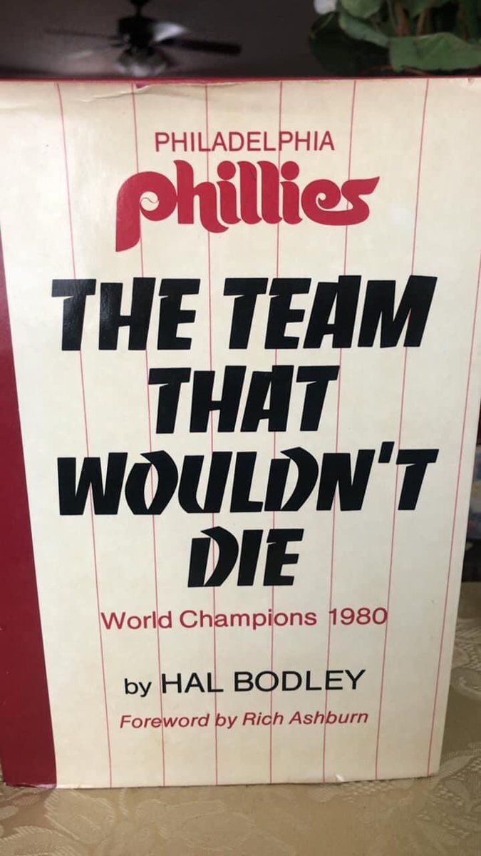 robindavis0315's tweet photo. I have a team autographed copy of “The Team that Wouldn’t Die” by Hal Bradley. How do I find out the value of it? https://t.co/abJ15Dx5FT