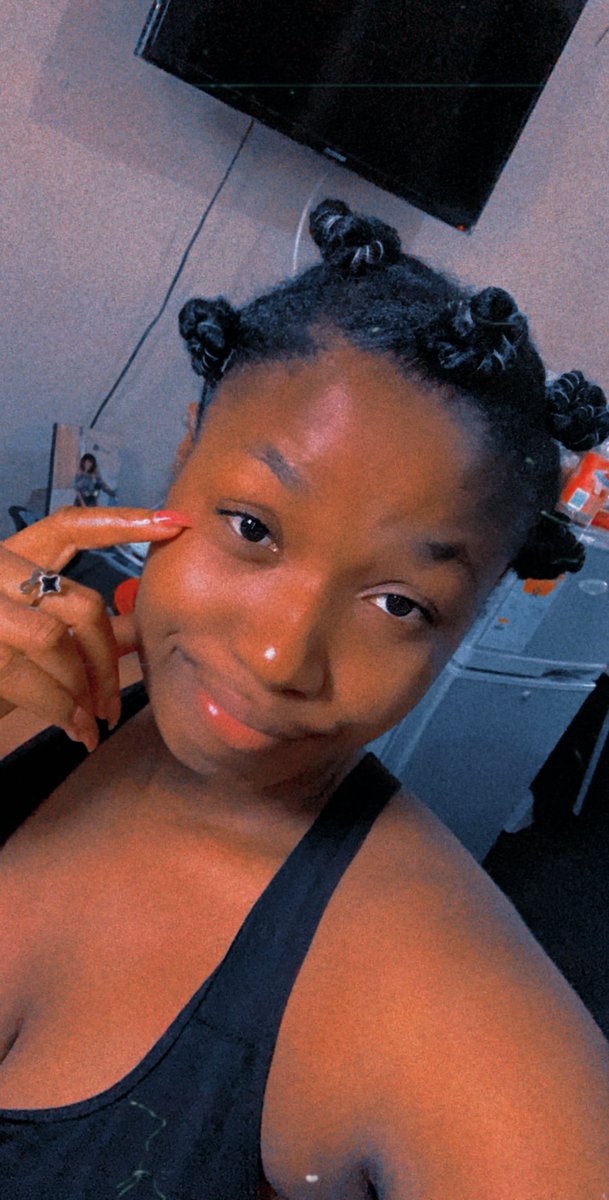 ayigbetoffe's tweet photo. I felt cute 🥰🥰
#Postanddelete https://t.co/rcdF2wgiB4