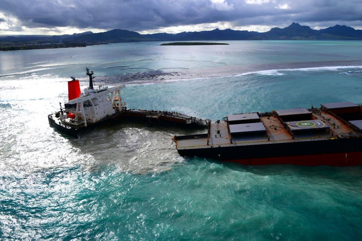 karmagawa's tweet photo. ⚠️BREAKING NEWS⚠️The MV Wakashio just broke into two pieces off the coast of Mauritius &amp; now the front part is being towed &amp; will be sunk at least 1,000 kilometers off the island, please retweet &amp; donate to our fundraiser https://t.co/h50tMBkUGm as this island needs our help NOW! https://t.co/wfA4Oa8Z5e