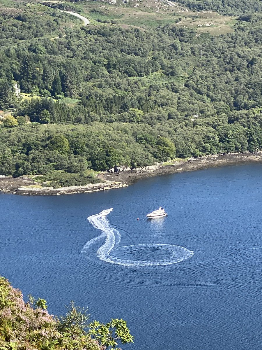 HolliesArgyll's tweet photo. Looks like fun down on The Kyles today @secret_coast @wildaboutargyll @VisitCowal @visit_Bute https://t.co/AyUeVDcxAC