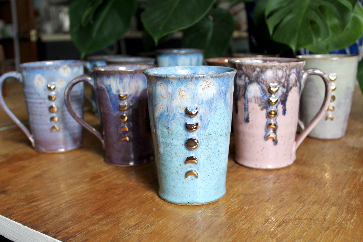 🌙 Moonphase Mugs ✨ I will have about 10 of these in varying colors in my restock on Tuesday the 18th! Hope you like them 💖🔮 which color is your fave?
