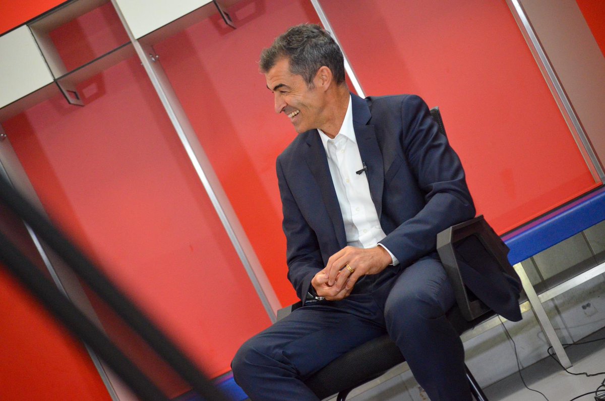 Pronto para trabalhar para este clube fantástico. Ready to work for this great club.