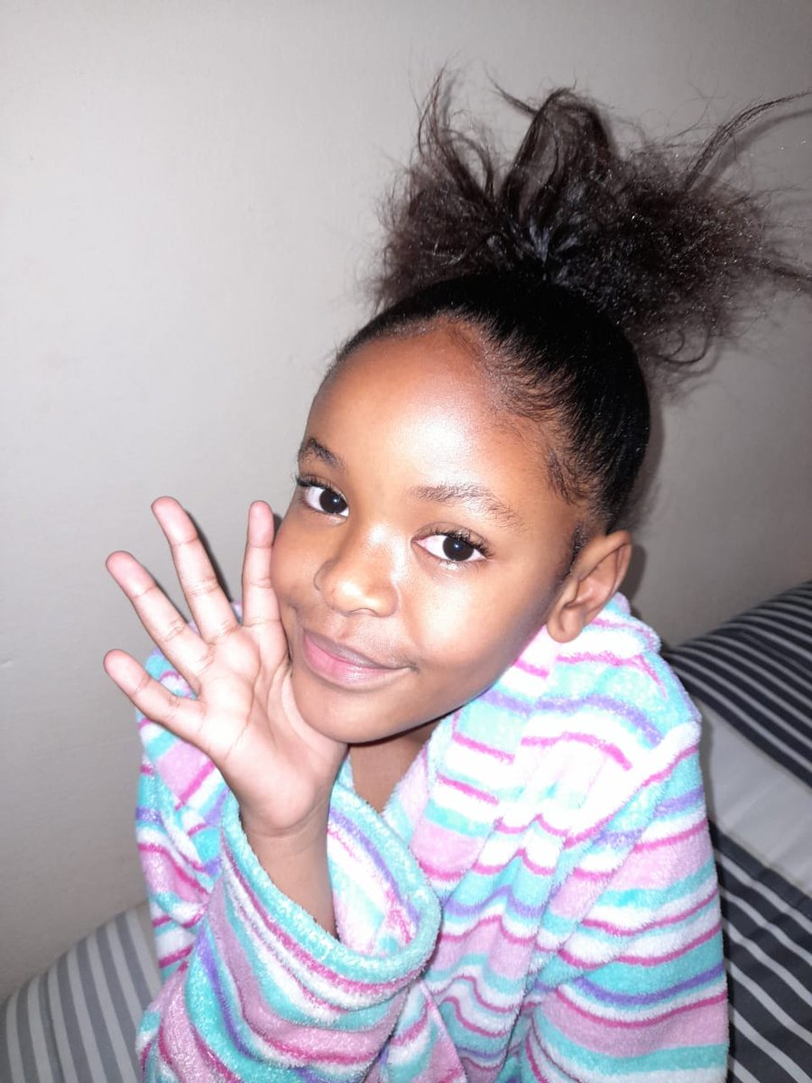 LinahMamabolo2's tweet photo. @Lesufi let them go 2 school pls  re kwele https://t.co/mCHonEAbXo