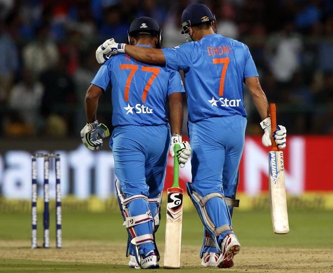 RishabhPant17's tweet photo. A little boy had a dream of batting on the other end of the pitch with you. That little boy’s dream came true 🤩 Learning from you and being close to you has been the highest privilege. India will always be proud of @msdhoni 🇮🇳 Enjoy the journey ahead Mahi bhai 🤗 Legend 🙌🏻 #7 https://t.co/iGlrQEQJTG